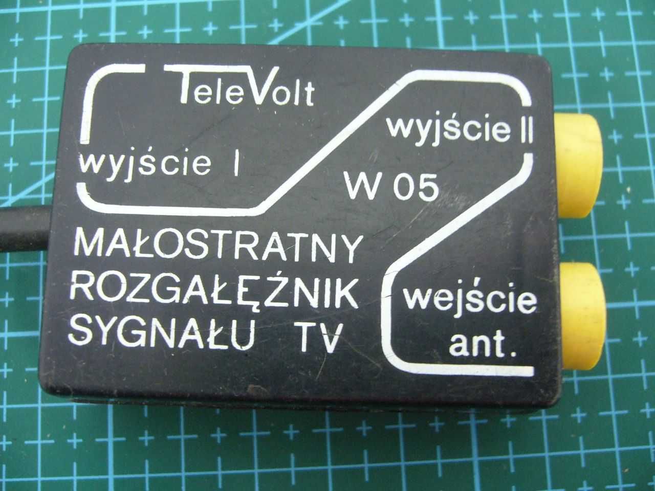 Małostratny rozgałęźnik sygnału TV TeleVolt