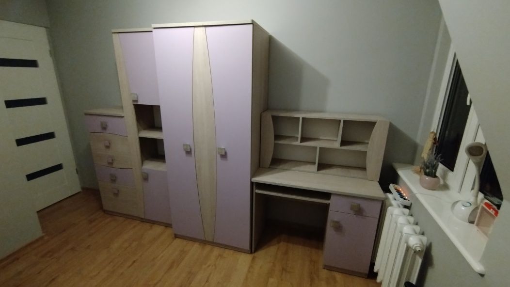 Meble młodzieżowe zestaw Tenus + rozkładane łóżko