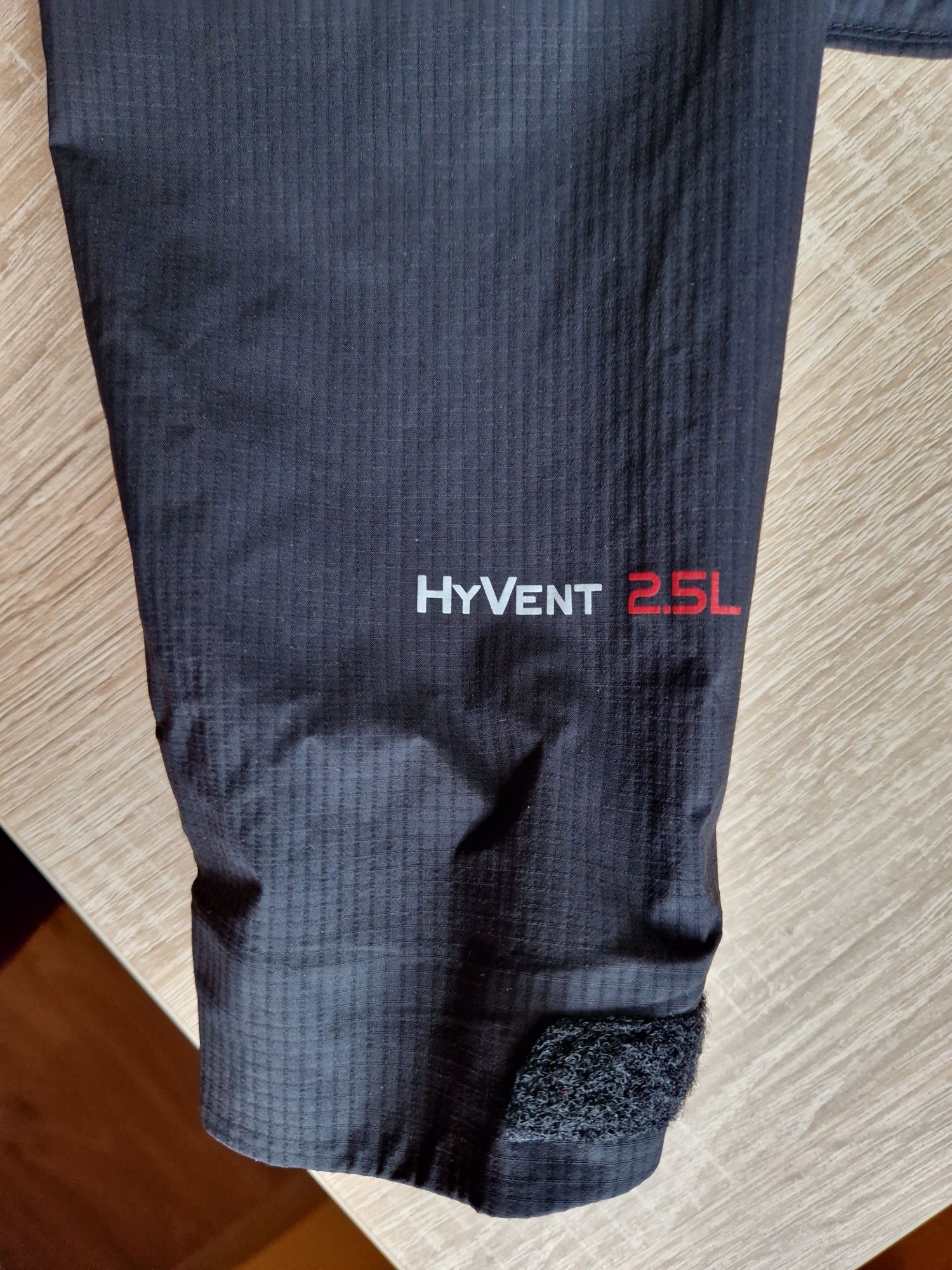 Kurtka The North Face HyVent 2.5L Summit series! Damska wodoodporna XS