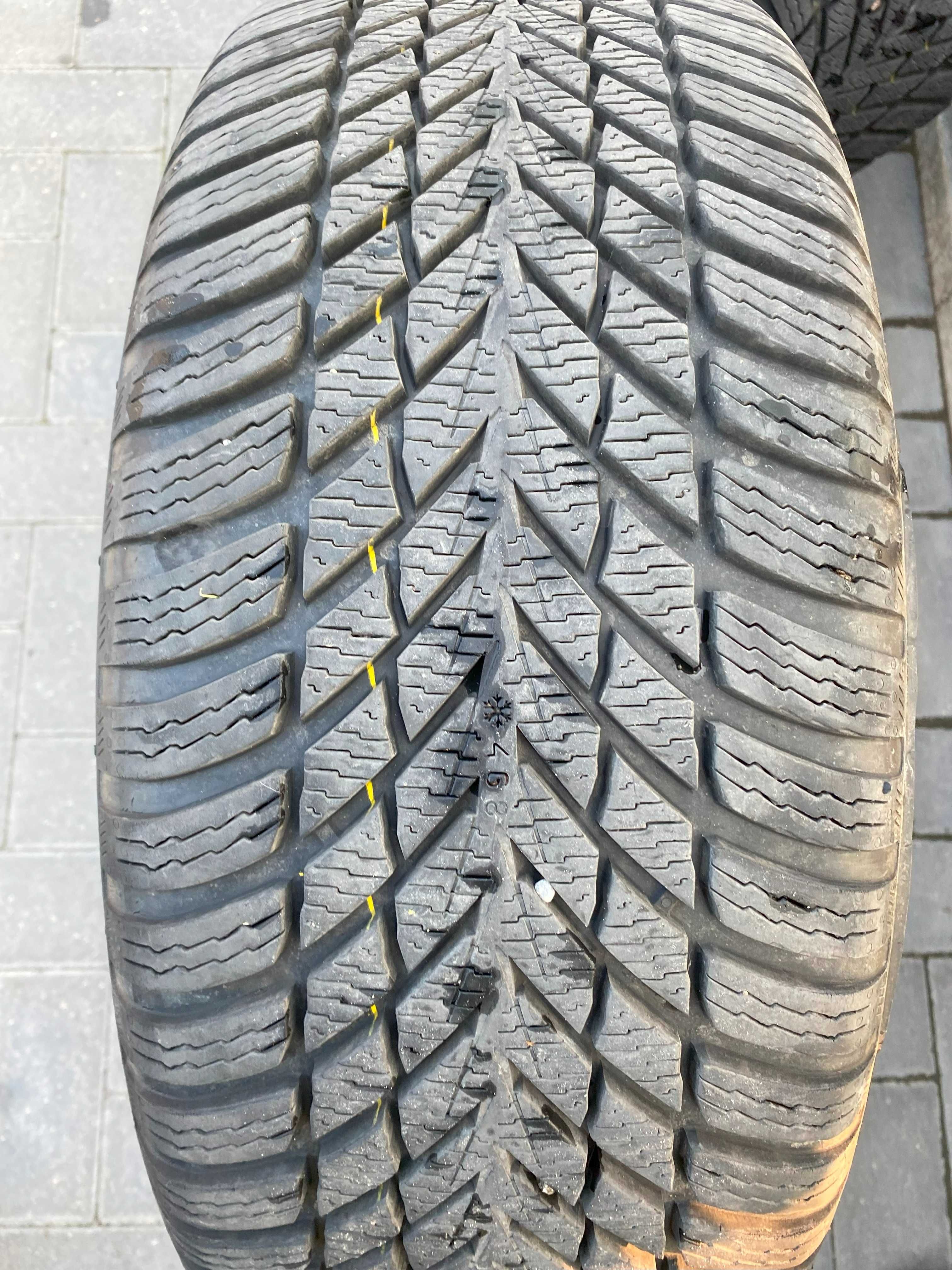 Alufelgi 4szt. Koła + Opony prawie nowe 225/50R17 Nokian AUDI A4 B8 B9