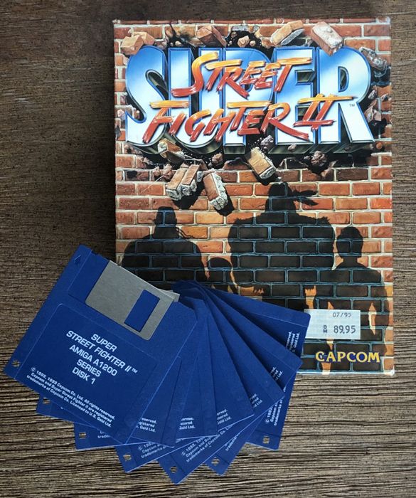 Gra Super Street Fighter II Commodore AMIGA 1200 retro dyskietki BOX