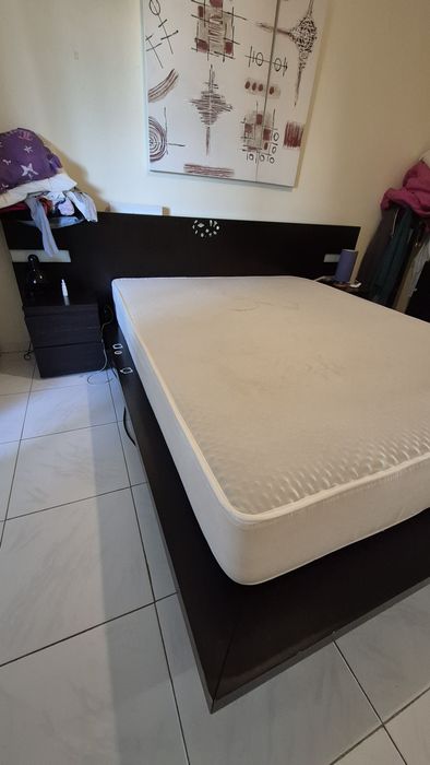 Cama summier com cabeceira