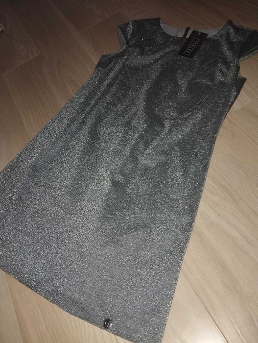 Sylwestrowa sukienka srebrna metaliczna New Year's EVE party dress