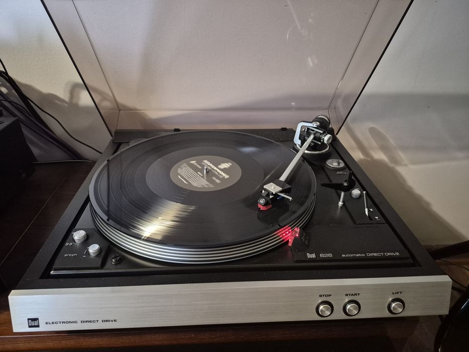 Gramofon Dual CS626