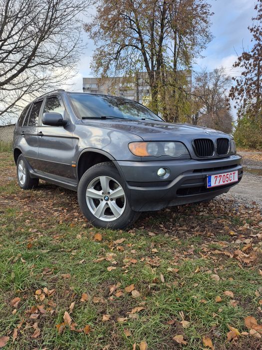 Продам BMW  X5 E 53 м 57