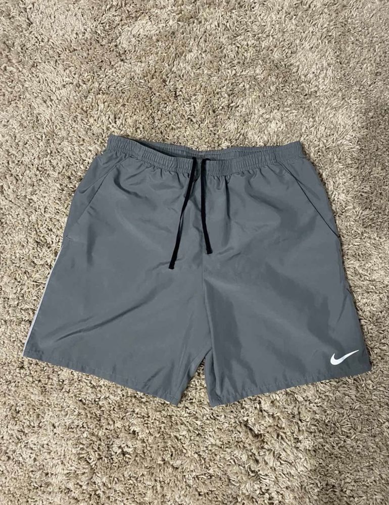 Мужская форма nike dri fit M серая( футболка+шорты)