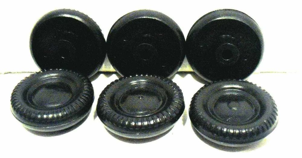 8 Rodas em plástico para restauro de modelos da JATO - Antigas