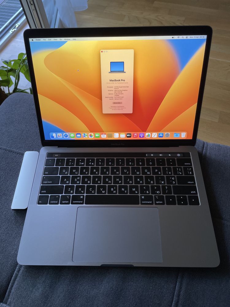 MacBook (13’’, 2019, 2 Thunderbolt, 256 GB)