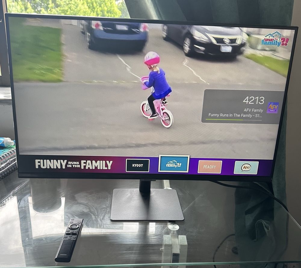 Samsung smart monitor M5 32”