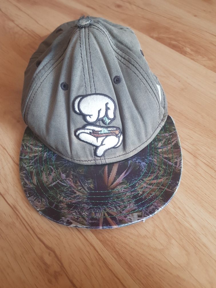 Czapka męska marki  Cayler Sons Marihuana