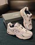 Biały^Dobrze^NewBalance530^UnisexTrampki Roz.40