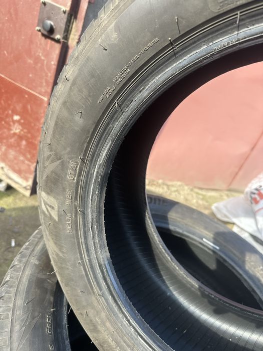 Зимові Bridgestone Blizzak LM005 215/55 R17 – 2021, стан гарний