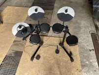 Perkusja Alesis Debut Kit