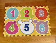 Chicco mata, duże puzzle piankowe cyfry