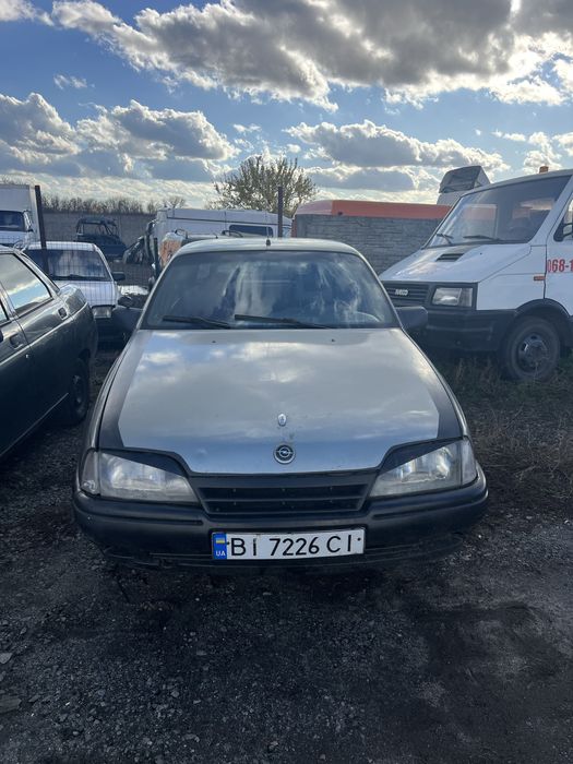 Продам Opel Omega мотор 2.0 газ бензин