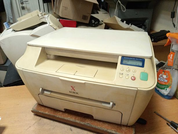 Лазерное МФУ Xerox PE114e (принтер/сканер/копир) + 2 картриджа