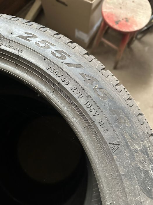 Opony zimowe Pirelli Scottozero 255/45/20
