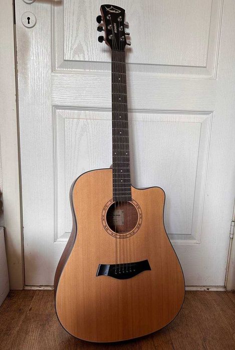 Гитара акустична дредноут Shark 4102C