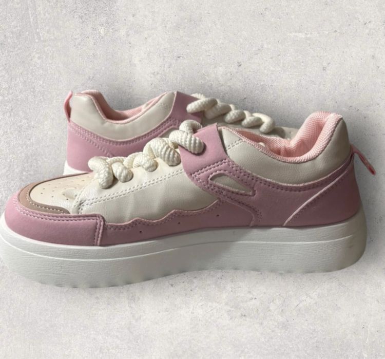 Nowe buty sportowe pudrowy róż rozm.38