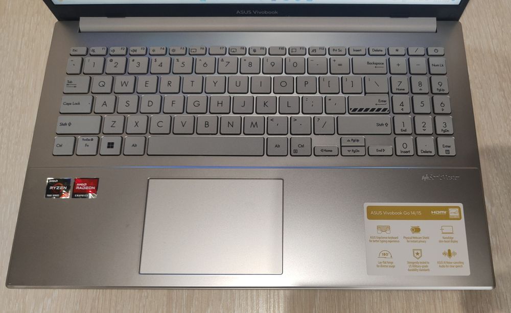 Asus Vivobook Go 15,6" FHD, Ryzen 5 7520U, 8GB DDR5, 512 Gb SSD