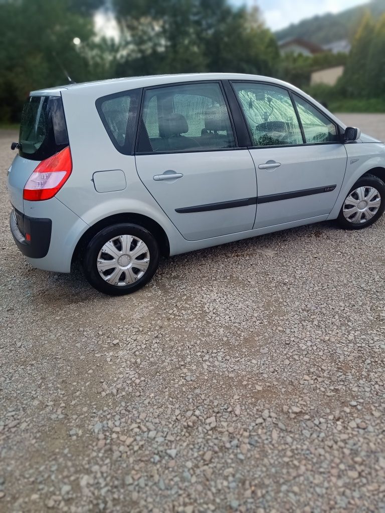 Renault Megane Scenic