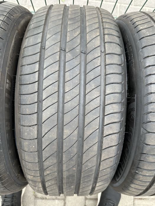 225/45/17 Michelin Pilot Primacy 4 . 2022r