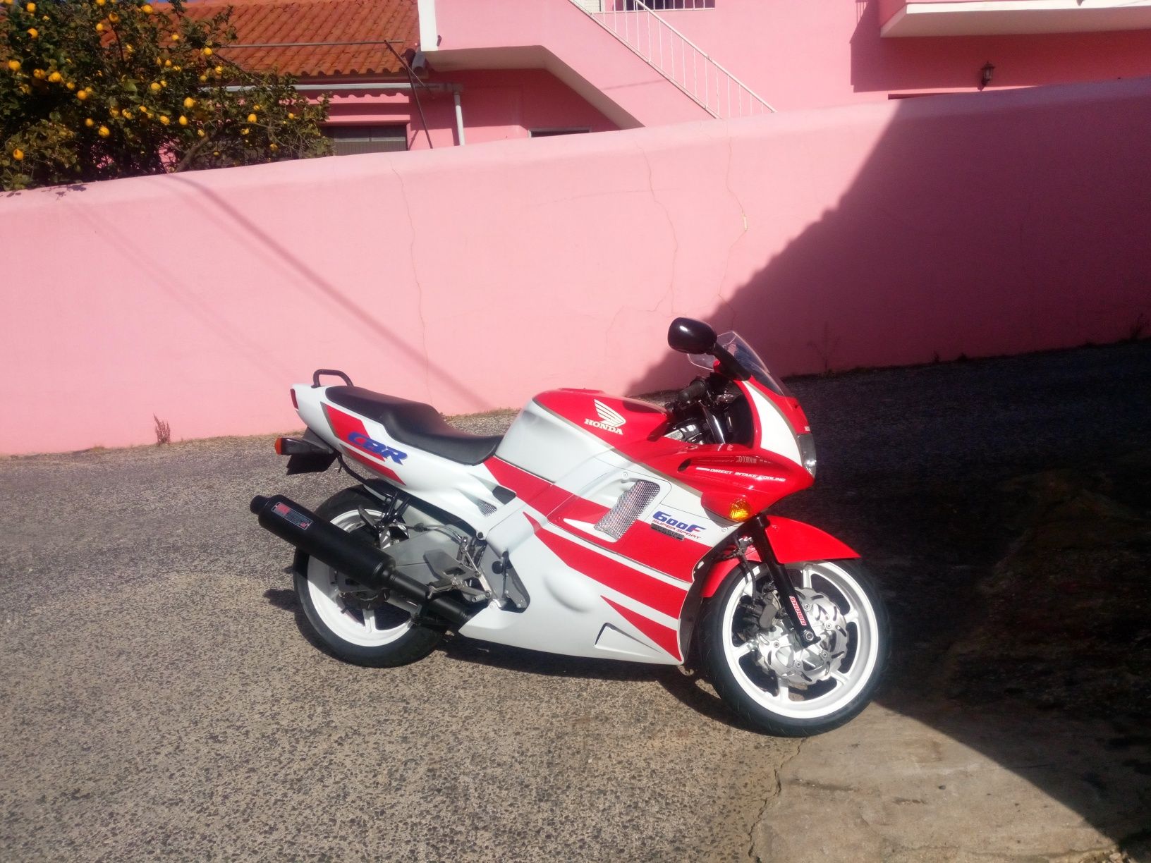 Honda CBR 600 F2