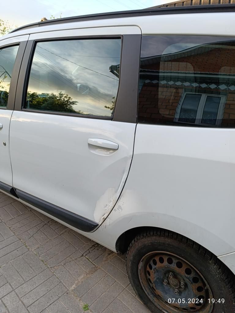Dacia lodgy 2012