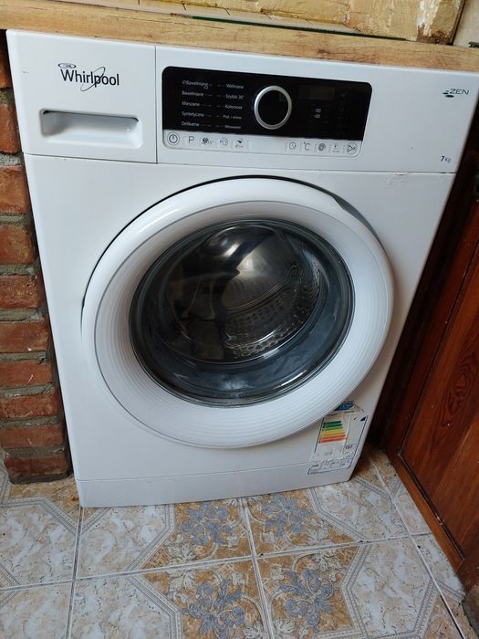 Pralka whirlpool