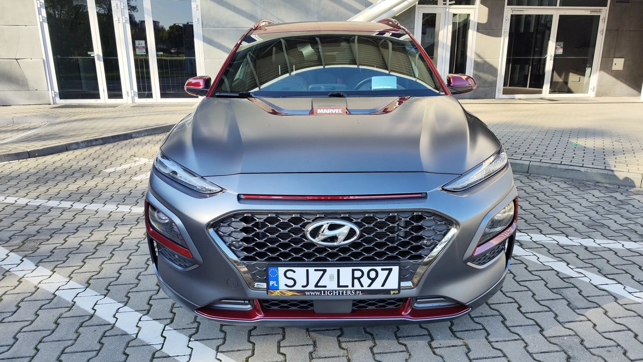 Hyundai Kona IRON MAN kolekcjonerski, pełne wyposażenie, 4x4 MARVEL stan salonowy