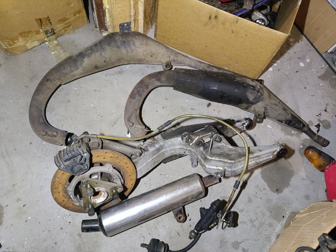 Aprilia AF1 czesci felga przód tył kilka sztuk