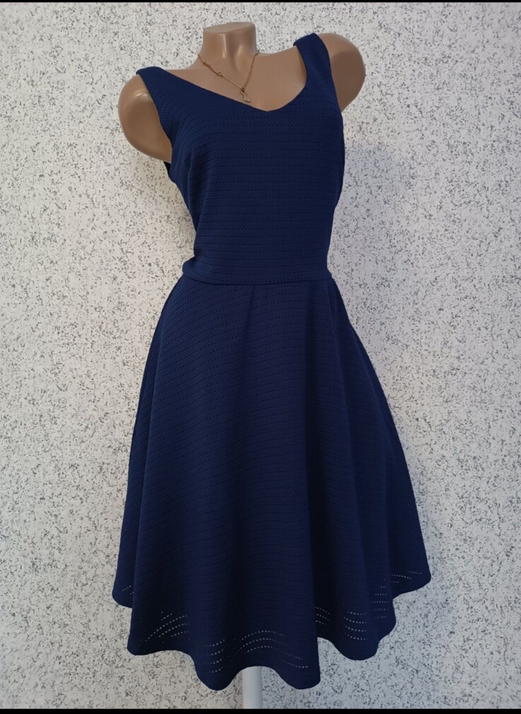 Шикарна темно синя сукня