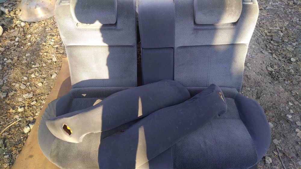Сидіння заднє (диван задний) Ford Scorpio 1 /Форд Скорпіо