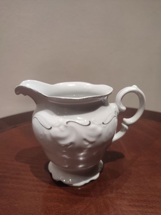 Śliczny stary mlecznik porcelana Wałbrzych