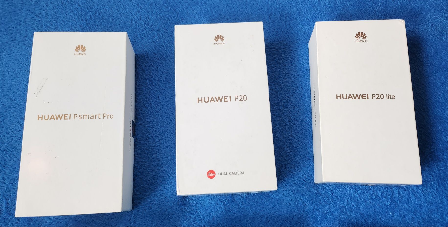 Zestaw 6 pudełek po telefonach Huawei