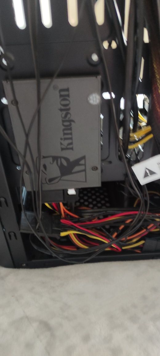 PC i5 9600k, z390 gaming x