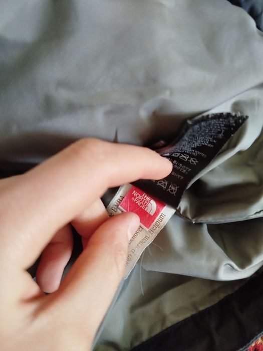 Вітровка жіноча The North Face розмір М