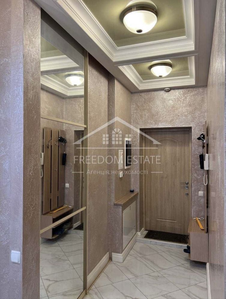 600 €/АРЕНДА/ ЖК Мир/ 3 ком квартира+ паркинг/ 100 м2/ метро Бот сад