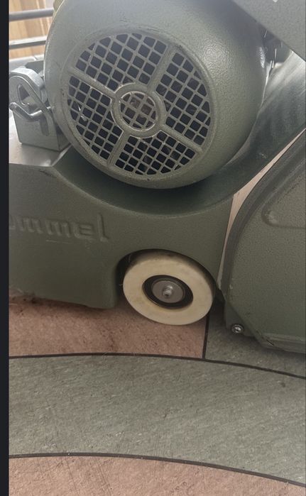 Lagler Hummel cykliniarka