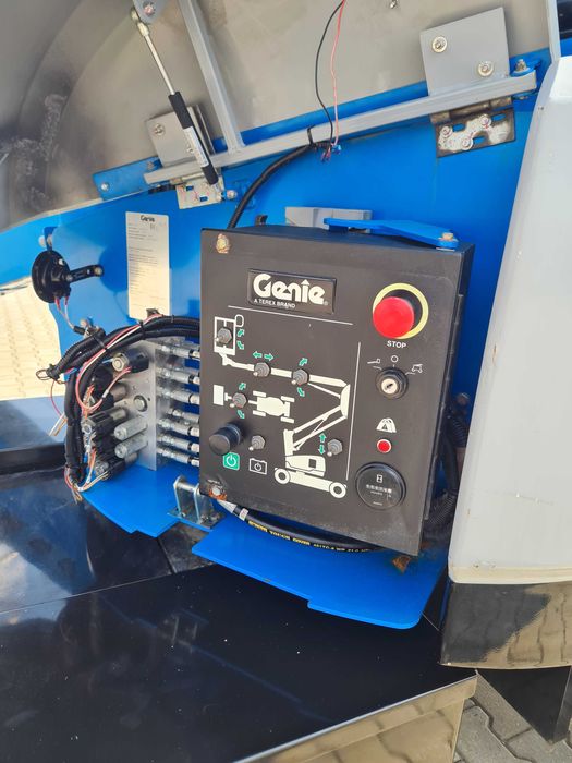 Podnośnik GENIE Z33/18 elektryczny przegubowy 2015,12m gotowy do pracy