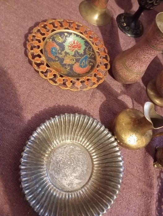 Вироби з латуні,бронзи.