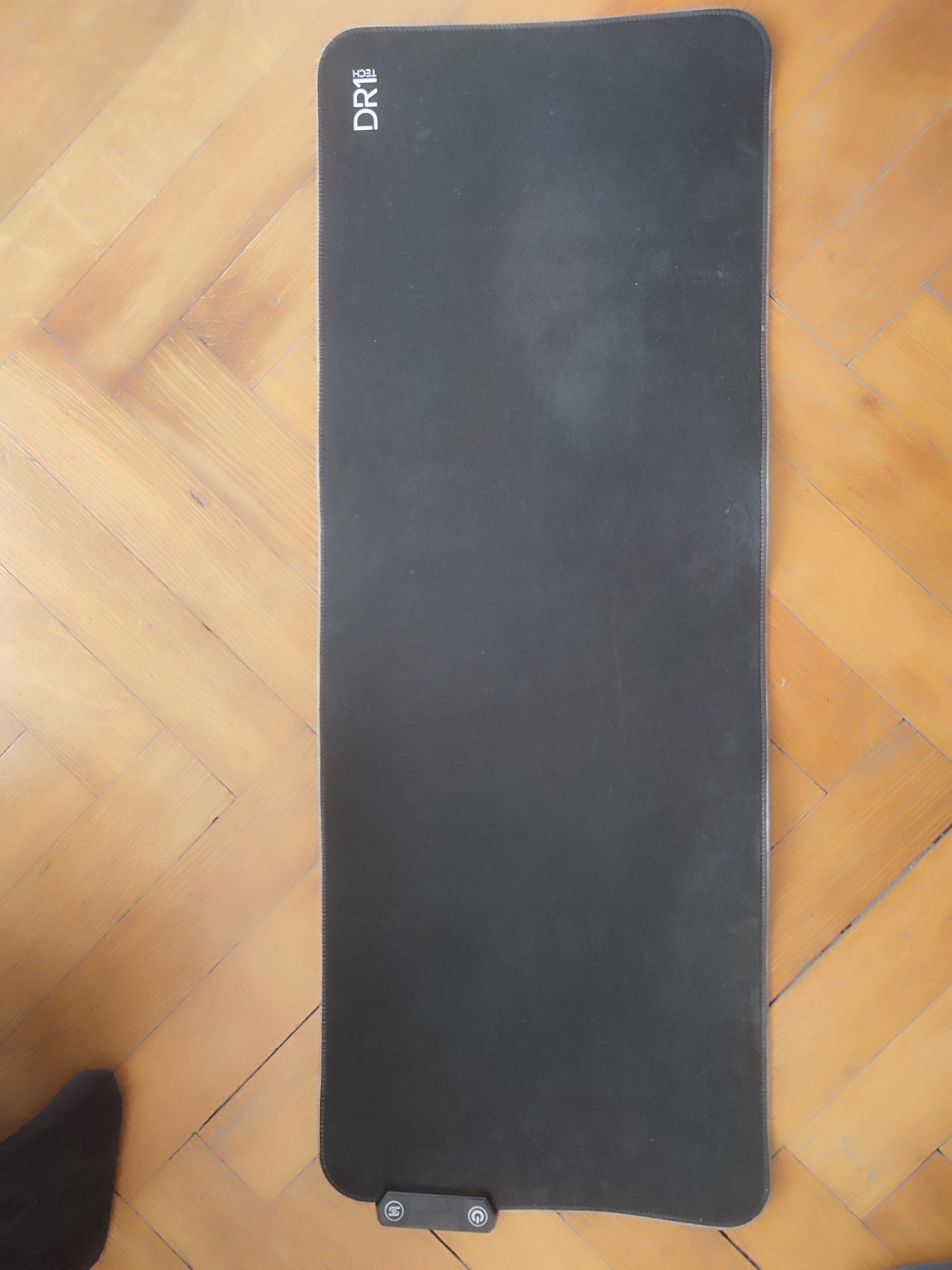 Podkładka pod mysz DR1TECH Anka Pro XXL Gaming LED 80x30cm