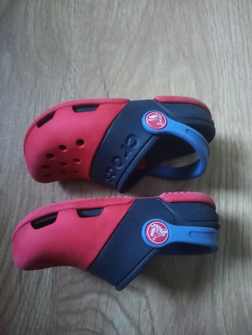 Крокси Crocs c7 шльопанці шльопки синьо-червоні