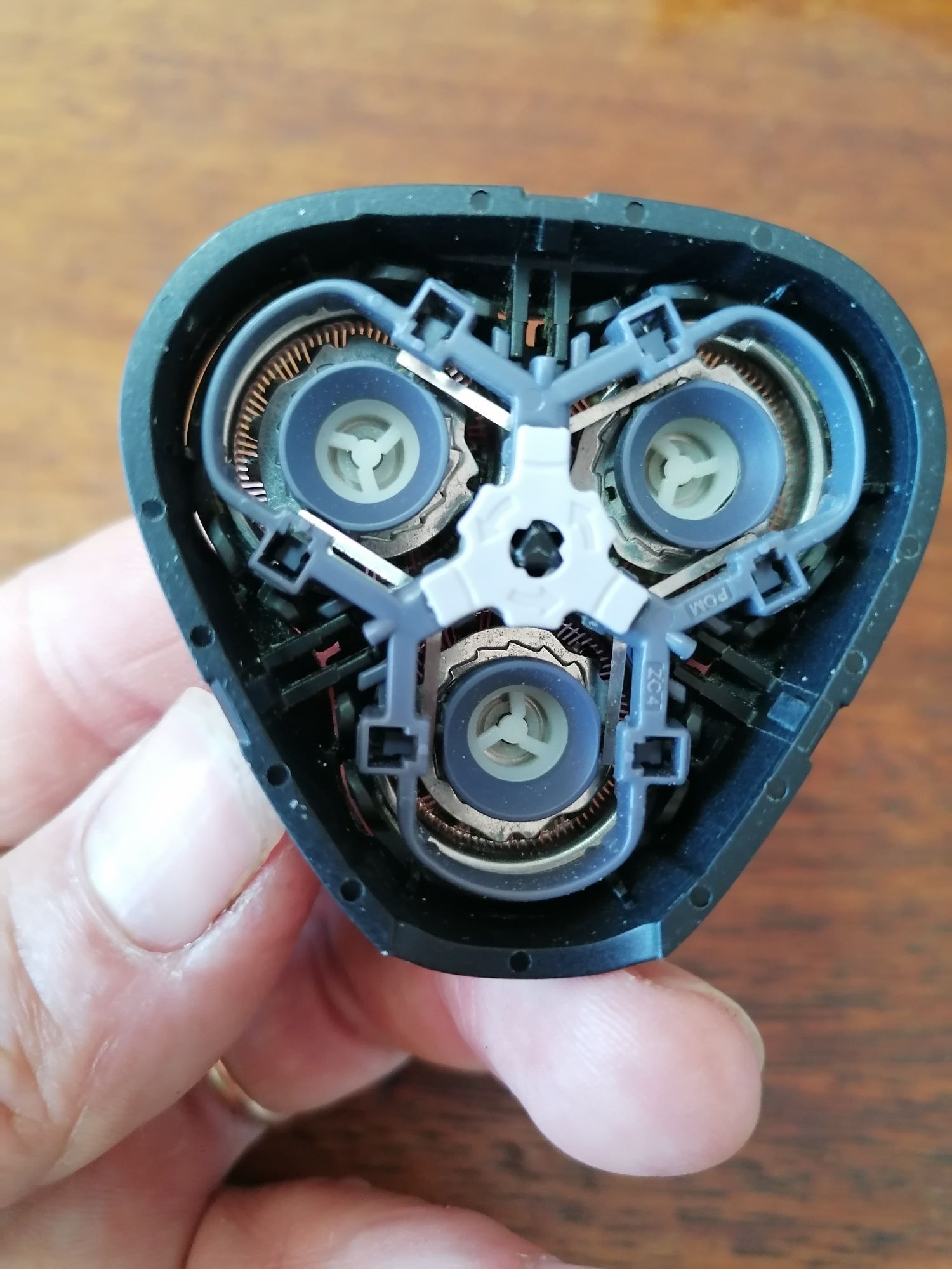 Maquina de Barbear Philips 220v