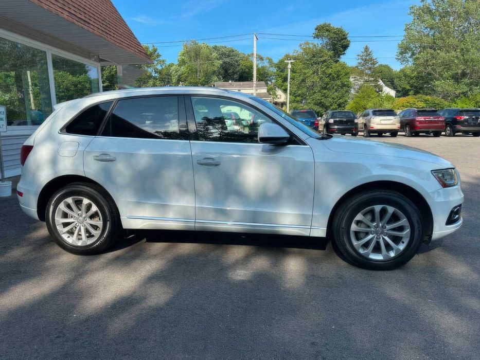 Audi Q5      2015