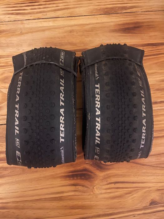 Pneus gravel WTB e Continental
