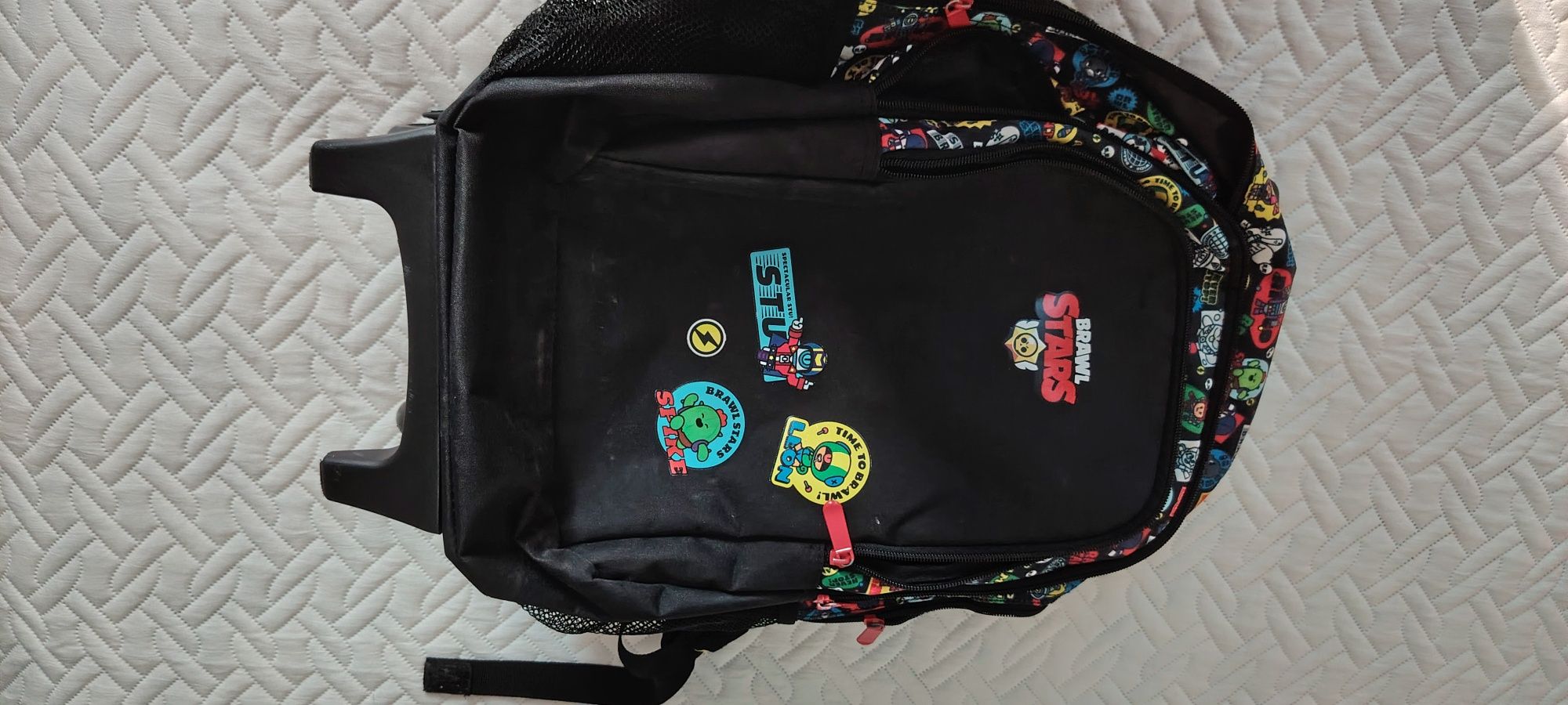 Mochila com rodas e lancheira