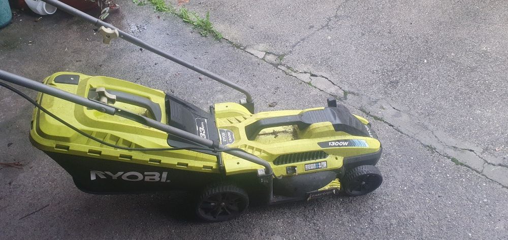 Corta relva ryobi elétrico