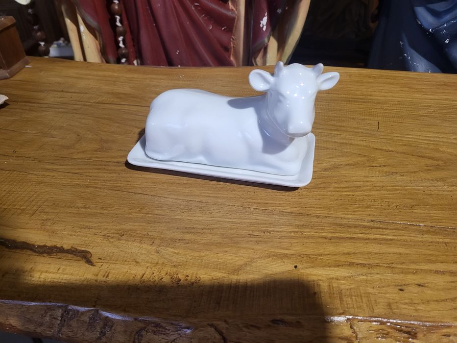 Maselniczka krowa ceramiczna retro styl wiejski