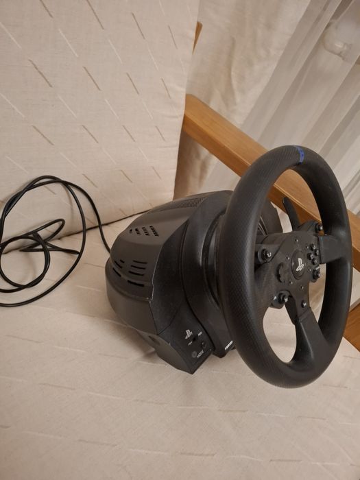 Kierownica Thrustmaster T300